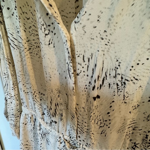 Aritzia Babaton Silk Patterned Dress - Picture 4 of 5